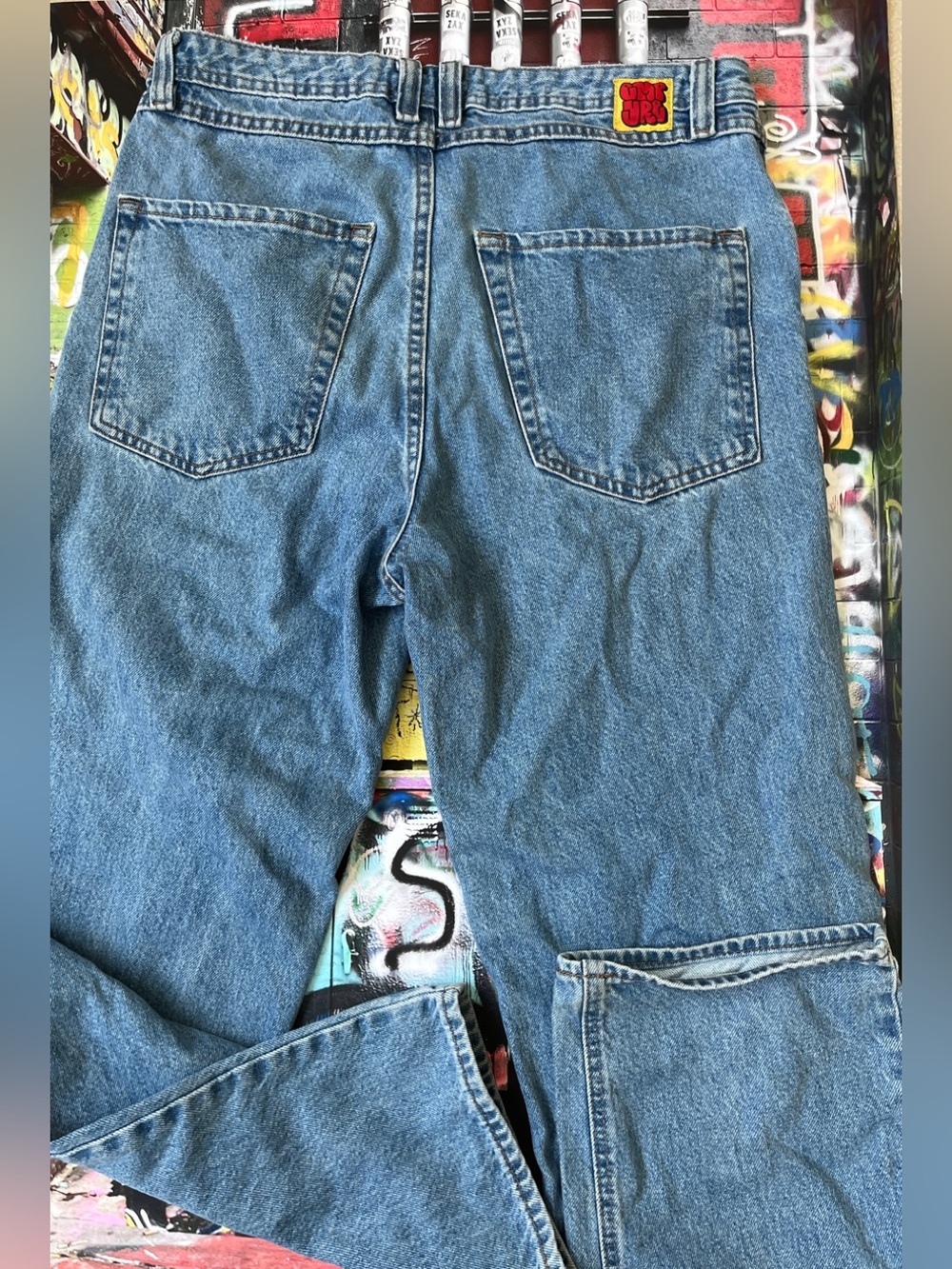 Empyre Men's Relaxed Blue Denim Jeans with Orange Logo Patch 32x30 - Picture 2 of 13